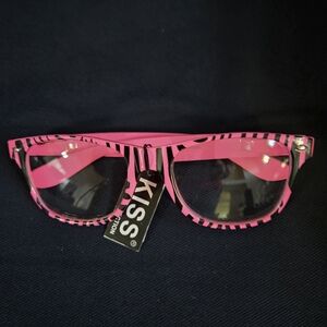 KISS Pink And Black Animal Print UV Glasses